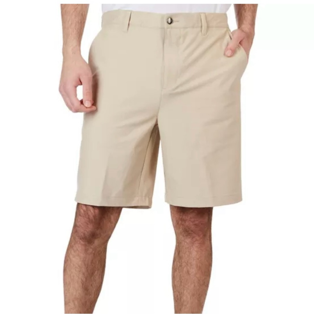 Nike men’s golf shorts size 38 khaki color